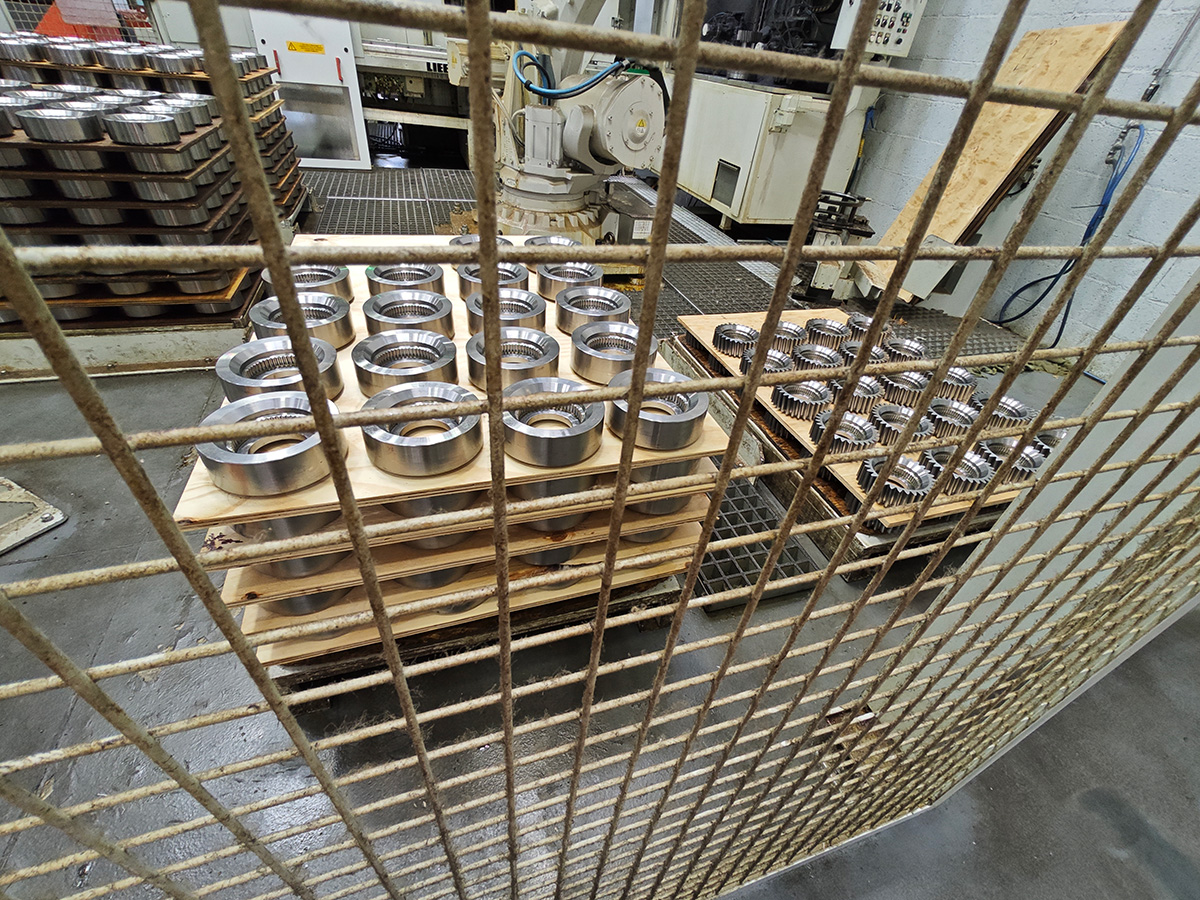 Септември 2023